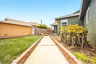 11803 Chanera, Hawthorne, CA 90250 - Photo 7