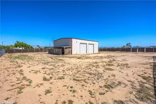 8305 Topaz, Hesperia, CA 92344 - Photo 37