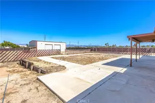 8305 Topaz, Hesperia, CA 92344 - Photo 31