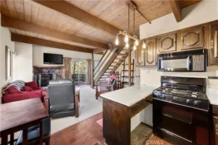 32826 Truman, Running Springs, CA 92382 - Photo 13
