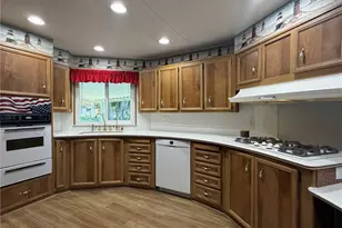 929 E Foothill Blvd, Upland, CA 91786 - Photo 21