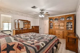 929 E Foothill Blvd, Upland, CA 91786 - Photo 27