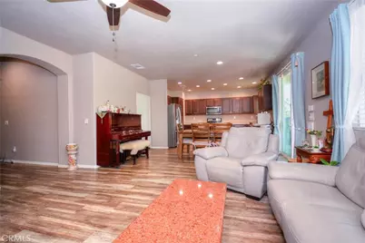 13434 Warren Place, Victorville, CA 92395 - Photo 11