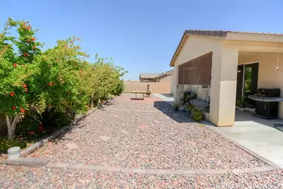 13434 Warren Place, Victorville, CA 92395 - Photo 37