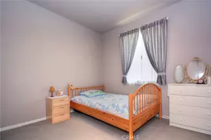 13434 Warren Pl, Victorville, CA 92395 - Photo 23