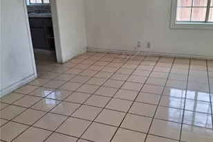 1710 Shamrock, Bakersfield, CA 93304 - Photo 15