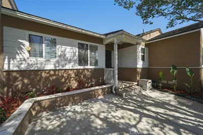 824 N Redondo E, Anaheim, CA 92801 - Photo 3
