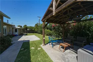 824 N Redondo E, Anaheim, CA 92801 - Photo 35