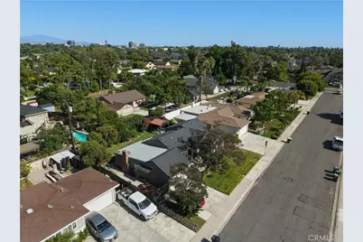 824 N Redondo E, Anaheim, CA 92801 - Photo 7
