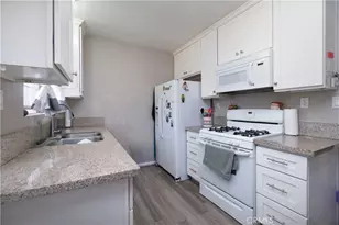 14888 Ivy Ave, Fontana, CA 92335 - Photo 7