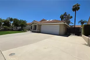 16500 Running Deer Rd, Lake Elsinore, CA 92530 - Photo 3