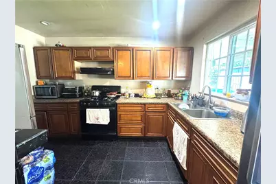 1042 N Alice, Rialto, CA 92376 - Photo 9