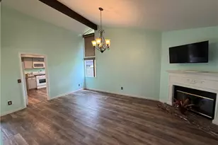 2110 Hawthorne Ct, San Bernardino, CA 92404 - Photo 15