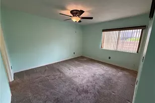 2110 Hawthorne Ct, San Bernardino, CA 92404 - Photo 5