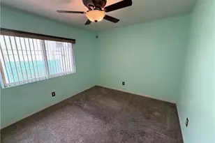 2110 Hawthorne Ct, San Bernardino, CA 92404 - Photo 37