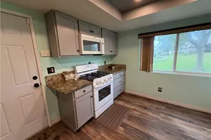 2110 Hawthorne Ct, San Bernardino, CA 92404 - Photo 19