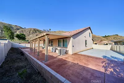 7902 Ravello Court, Highland, CA 92346 - Photo 43