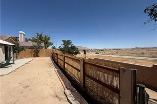 16283 Salinas, Victorville, CA 92394 - Photo 13