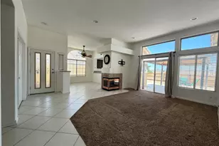 16283 Salinas, Victorville, CA 92394 - Photo 5