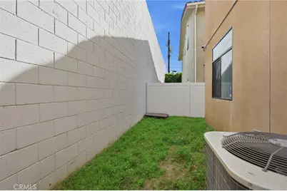 7608 Ani Way, North Hollywood, CA 91605 - Photo 41