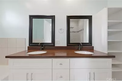 7608 Ani Way, North Hollywood, CA 91605 - Photo 35