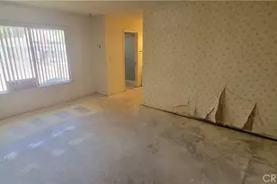 4 Dearborn Cir, Redlands, CA 92374 - Photo 9