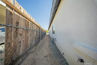 16150 Smoke Tree, Hesperia, CA 92345 - Photo 41