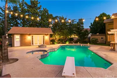 28340 Pino, Highland, CA 92346 - Photo 7