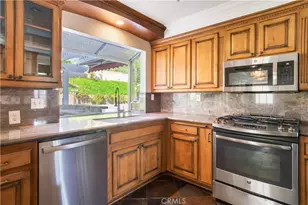 28340 Pino, Highland, CA 92346 - Photo 13