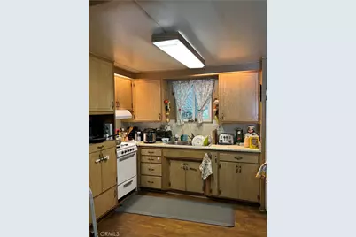 301 E Foothill Boulevard #24, Pomona, CA 91767 - Photo 11