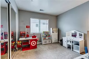 404 Garden Way, Colton, CA 92324 - Photo 31