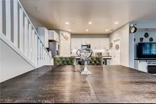 404 Garden Way, Colton, CA 92324 - Photo 13