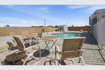 8541 Dove Creek, Hesperia, CA 92344 - Photo 33