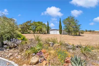 15884 El Centro Street, Hesperia, CA 92345 - Photo 25