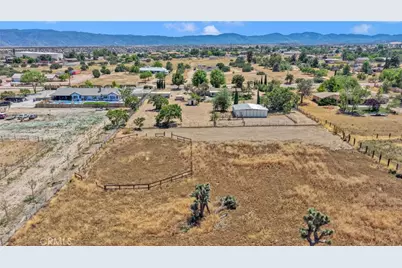 15884 El Centro Street, Hesperia, CA 92345 - Photo 51