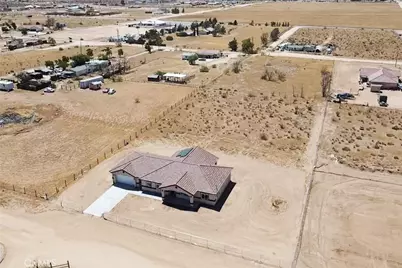 11152 Chipmunk Road, Apple Valley, CA 92308 - Photo 3