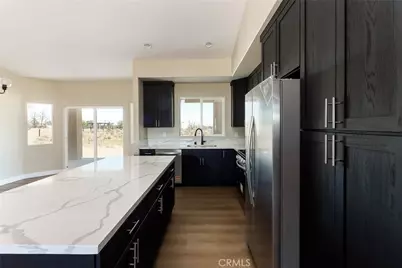 11152 Chipmunk Road, Apple Valley, CA 92308 - Photo 33