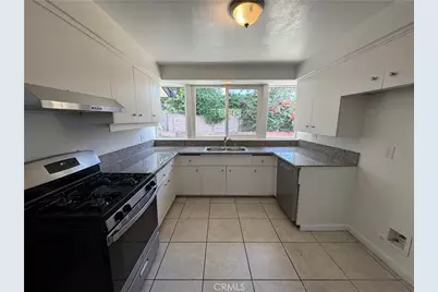 20439 Malden Street, Winnetka, CA 91306 - Photo 23