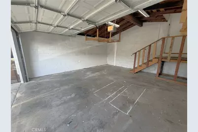 22238 Flanco Road, Woodland Hills, CA 91364 - Photo 19