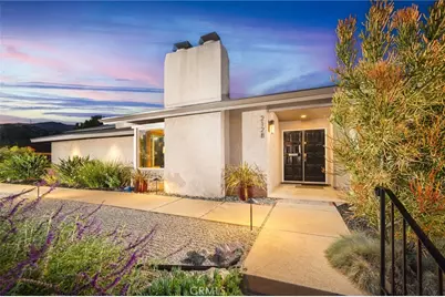 2128 N Villa Maria Road, Claremont, CA 91711 - Photo 3