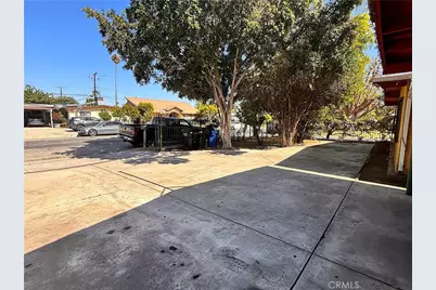 5703 N Rockvale, Azusa, CA 91702 - Photo 3