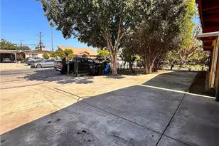 5703 N Rockvale, Azusa, CA 91702 - Photo 3
