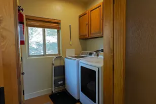 756 Brentwood, Lake Arrowhead, CA 92352 - Photo 41