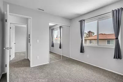 16933 Farwell, Fontana, CA 92336 - Photo 31