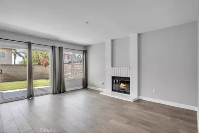 16933 Farwell, Fontana, CA 92336 - Photo 13