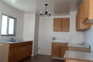 2037 Sequoia, Barstow, CA 92311 - Photo 5