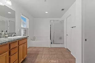 16590 Shoal Creek Ln, Fontana, CA 92336 - Photo 19