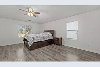 16590 Shoal Creek Lane, Fontana, CA 92336 - Photo 17