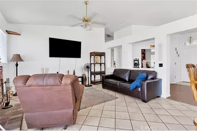 13863 Coachella Road, Apple Valley, CA 92307 - Photo 23