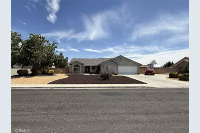 13863 Coachella Road, Apple Valley, CA 92307 - Photo 1